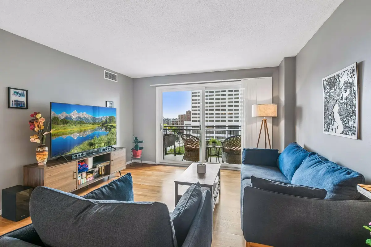 1200 Nicollet Mall #911, Minneapolis, MN 55403 - #1