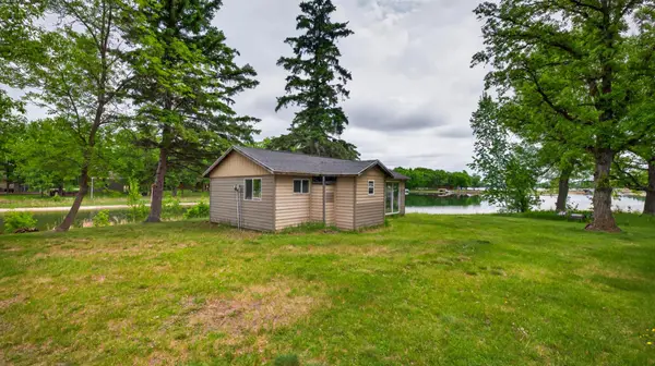 18963 Eden Pointe Drive, Nevis, MN 56467