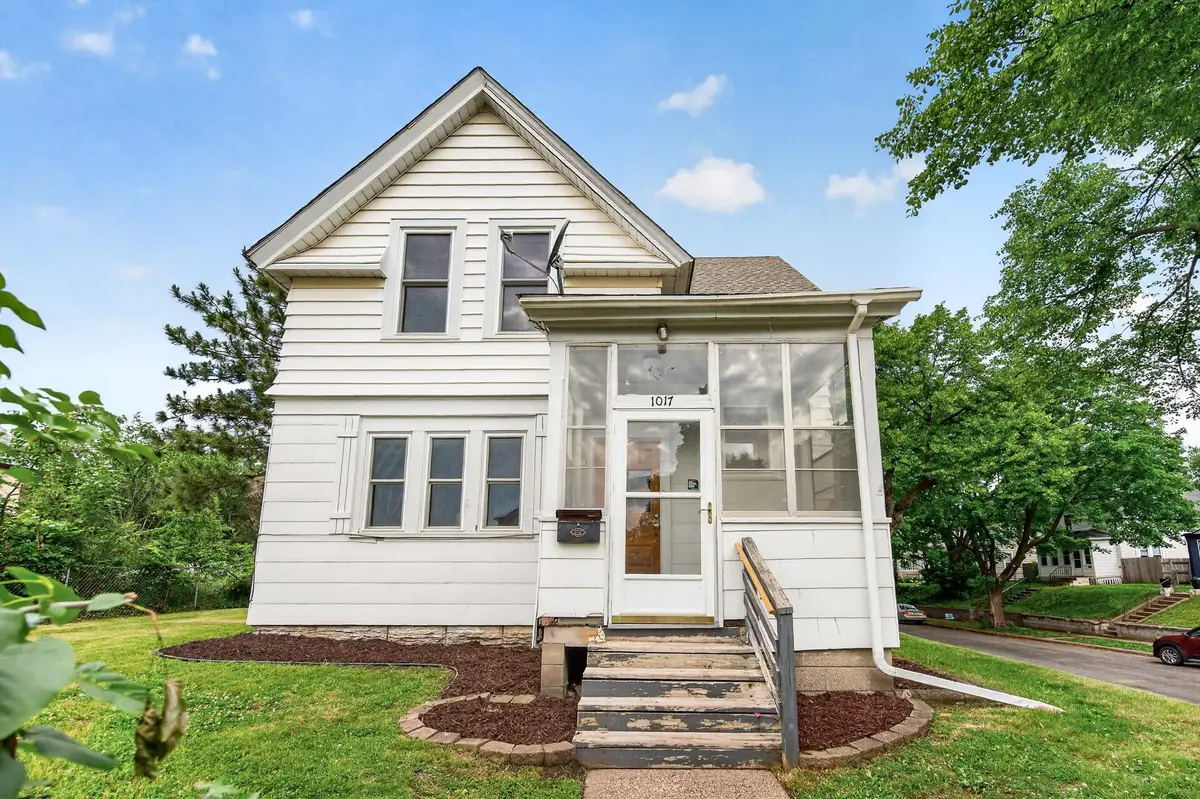 1017 Earl Street, Saint Paul, MN 55106 - #1