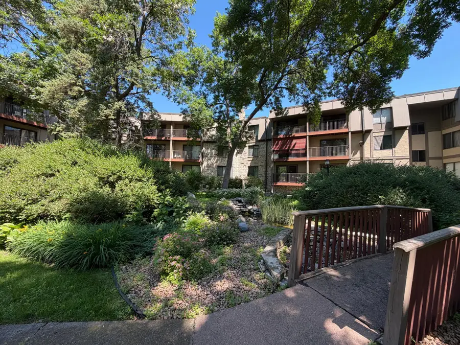 2200 Nevada Avenue S #106, Minneapolis, MN 55426 - #3