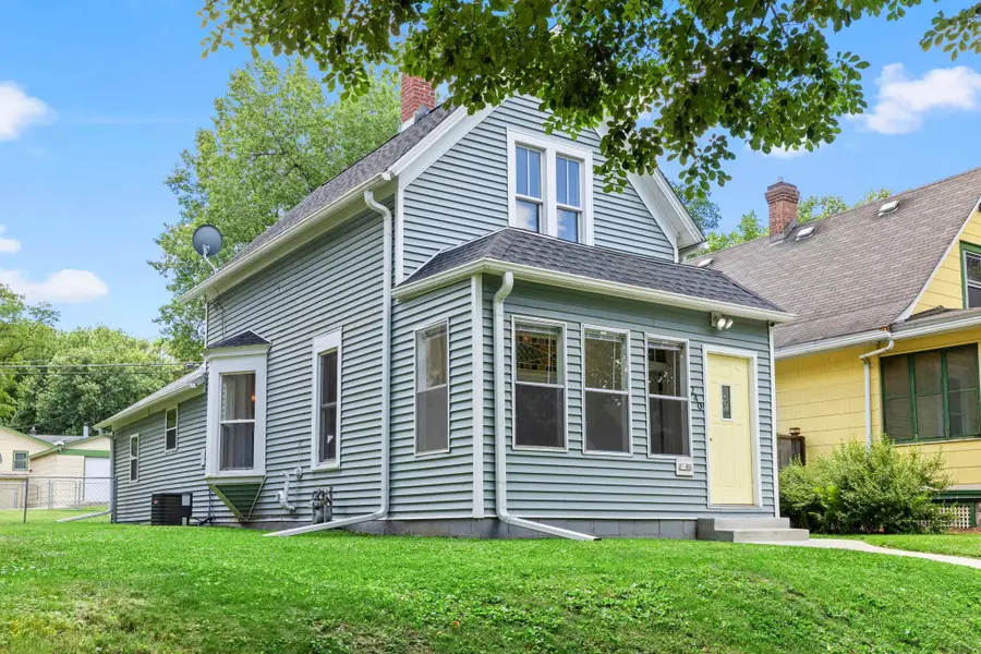 240 Sidney Street E, Saint Paul, MN 55107 - #3