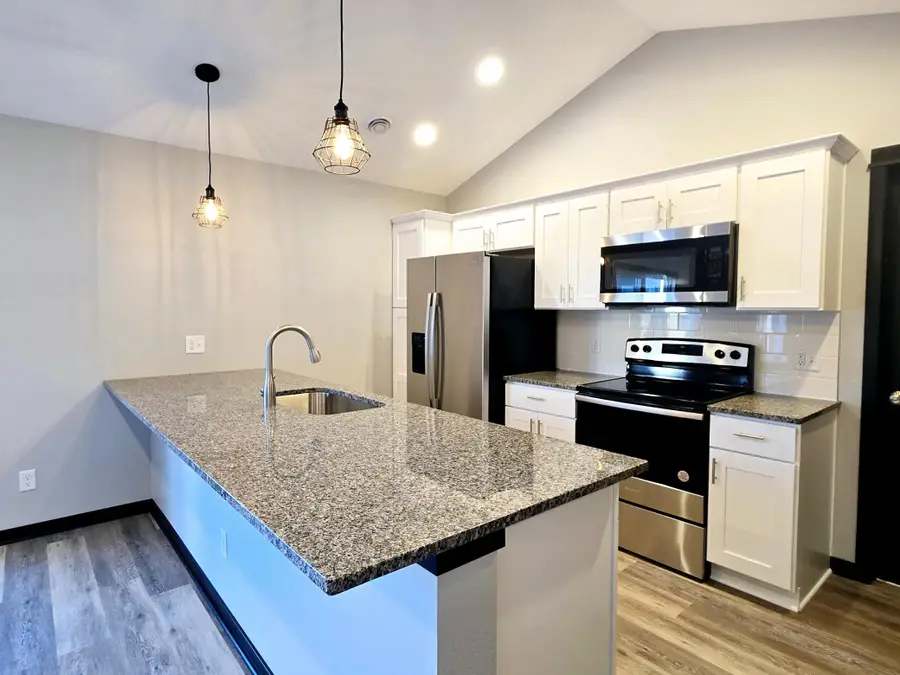 206 Barony Road, Le Sueur, MN 56058 - #3