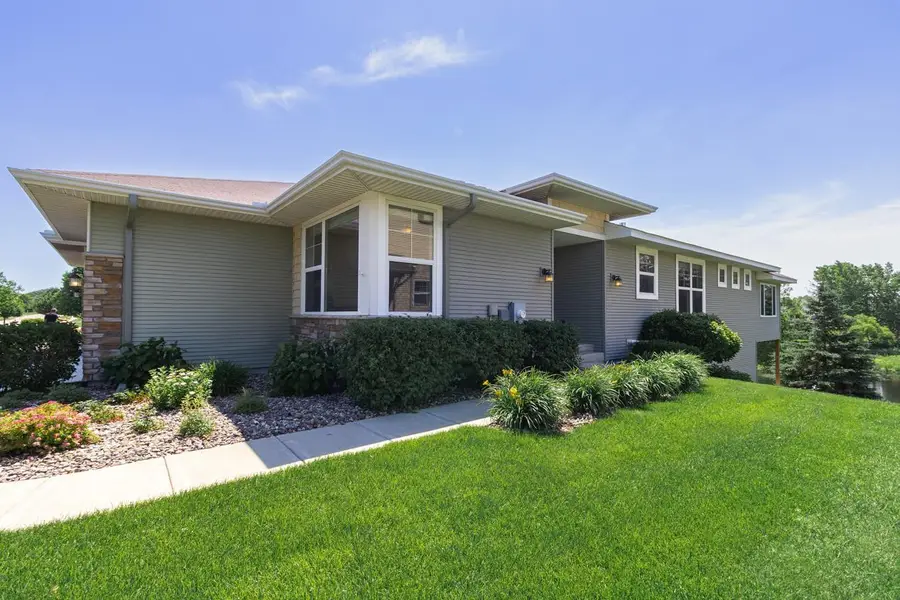 10709 Kingsfield Lane, Woodbury, MN 55129 - #2