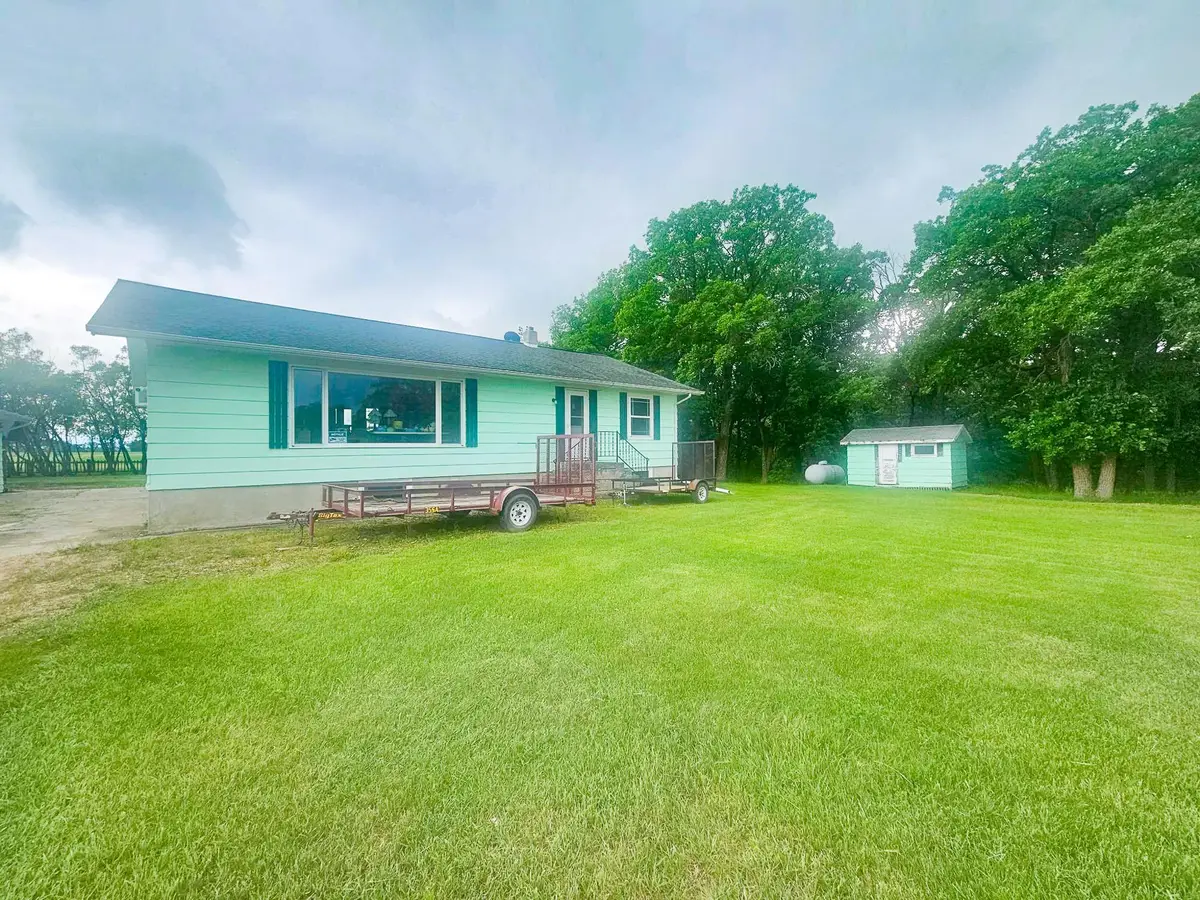 2617 State Highway 175, Hallock, MN 56728 - #1