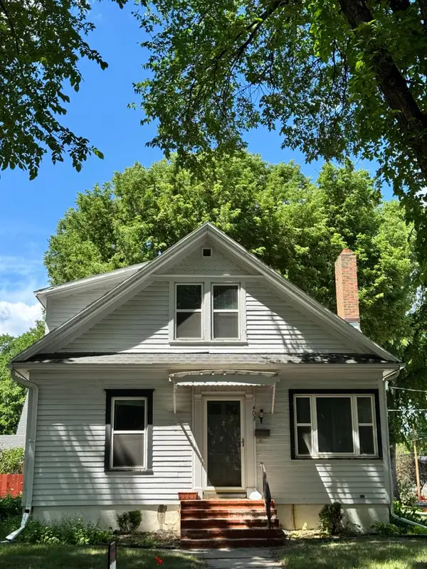 403 14th Street S, Fargo, ND 58103