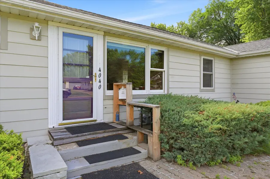 4040 Adair Avenue N, Minneapolis, MN 55422 - #2