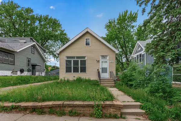 1067 Wilson Avenue, Saint Paul, MN 55106
