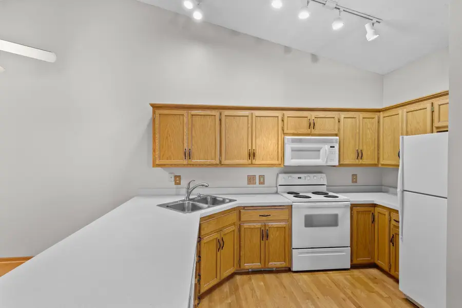 736 86th Lane Nw, Coon Rapids, MN 55433 - #3