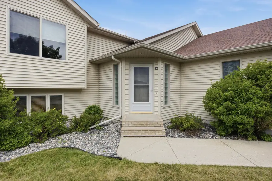 1534 Woodridge Lane, West Fargo, ND 58078 - #3
