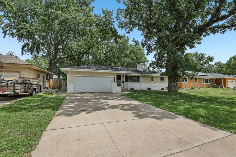 5518 Regent Avenue N, Minneapolis, MN 55429 - #2
