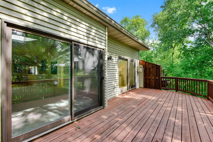 562 Deer Ridge Lane S, Saint Paul, MN 55119 - #2