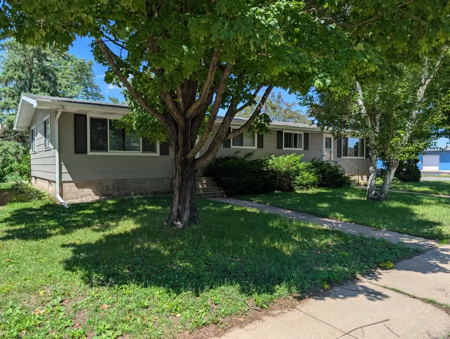 2514/2516 Skeels Avenue, Eau Claire, WI 54701 - #3