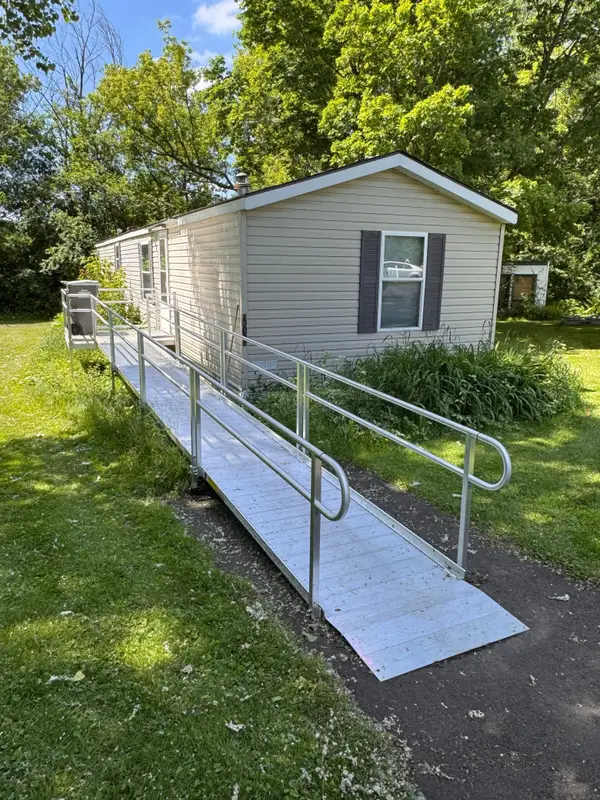 502 3rd Street Ne, Milaca, MN 55051