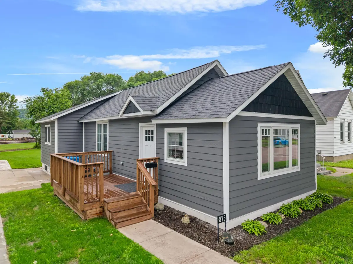 875 E King Street, Winona, MN 55987 - #1