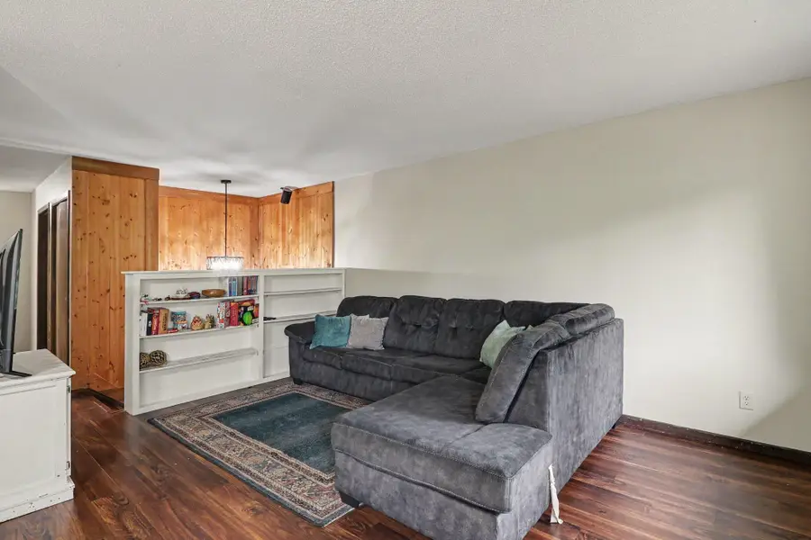 4490 Woodgate Point, Eagan, MN 55122 - #2