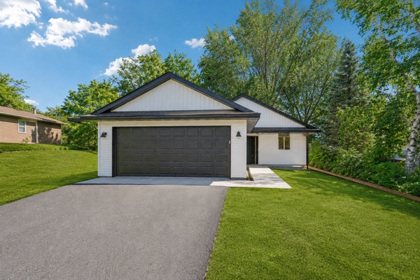 1005 2nd Street Se, Faribault, MN 55021