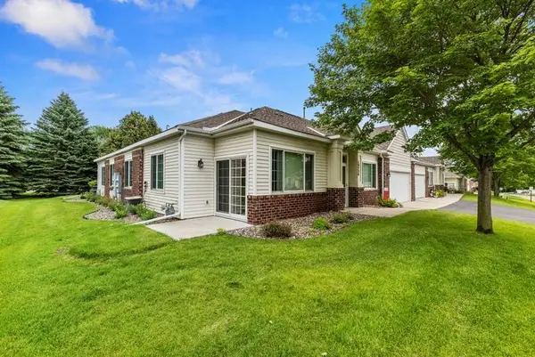19724 Canary Path #106, Farmington, MN 55024