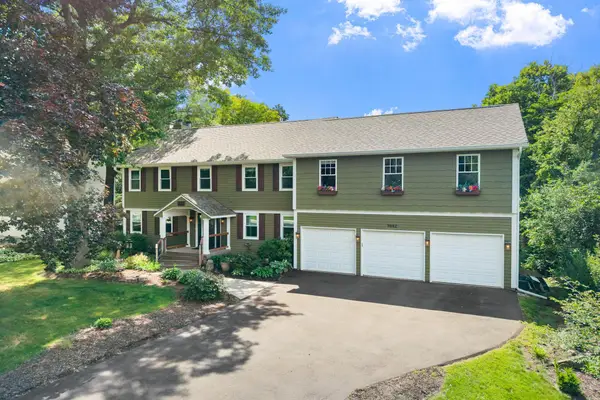 9882 Purgatory Road, Eden Prairie, MN 55347