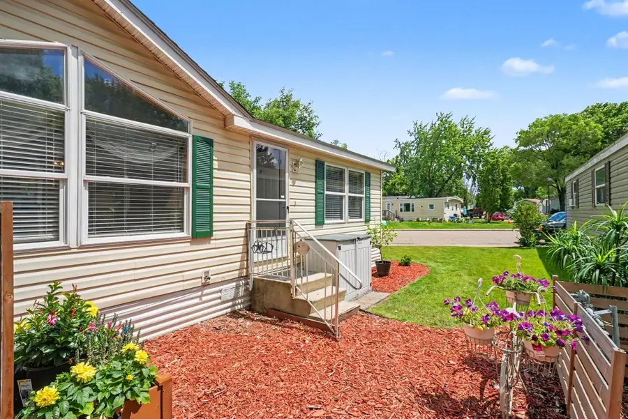 5021 Wellington Avenue, Mounds View, MN 55112 - #3