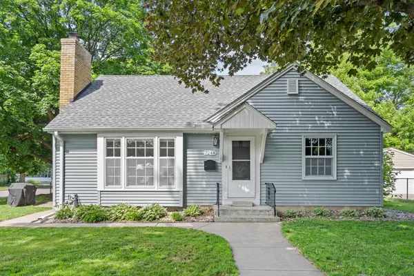 7244 Oliver Avenue S, Richfield, MN 55423