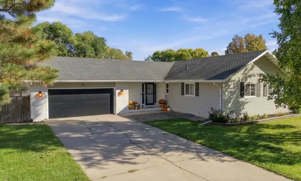 57 Prairiewood Drive S, Fargo, ND 58103