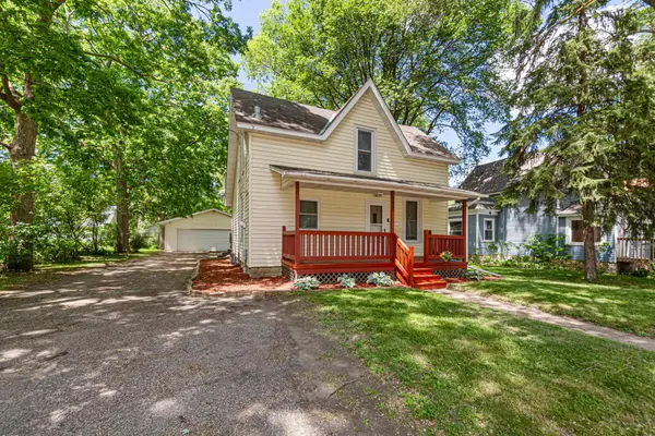 720 8th Avenue Nw, Faribault, MN 55021