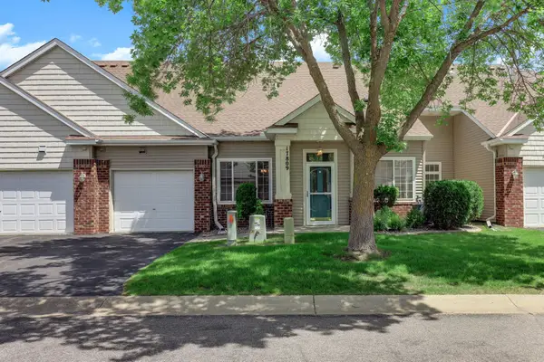 17809 38th Avenue N, Plymouth, MN 55446