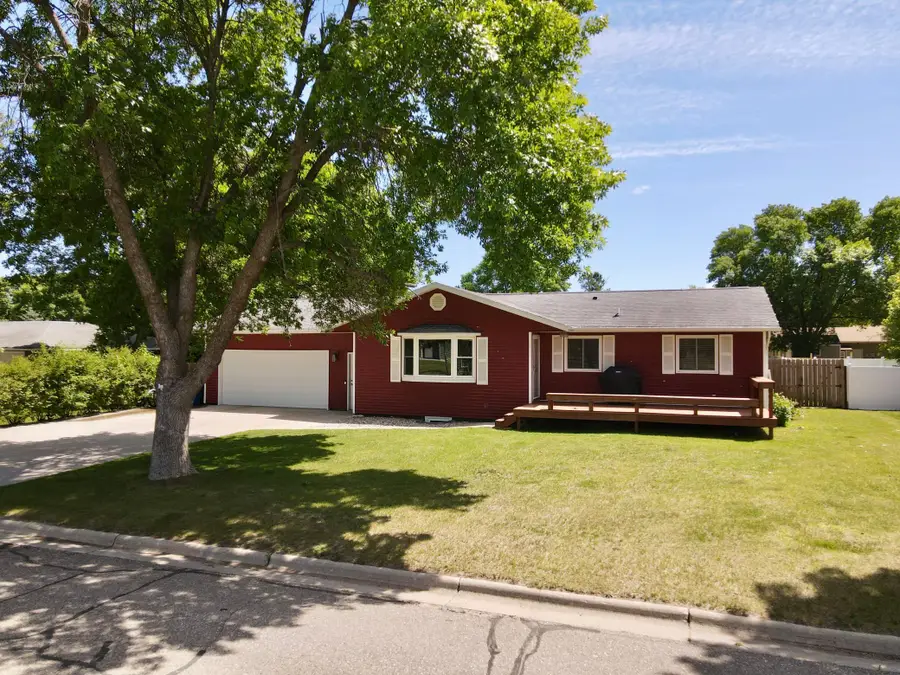 1020 11th Street Sw, Wadena, MN 56482 - #2