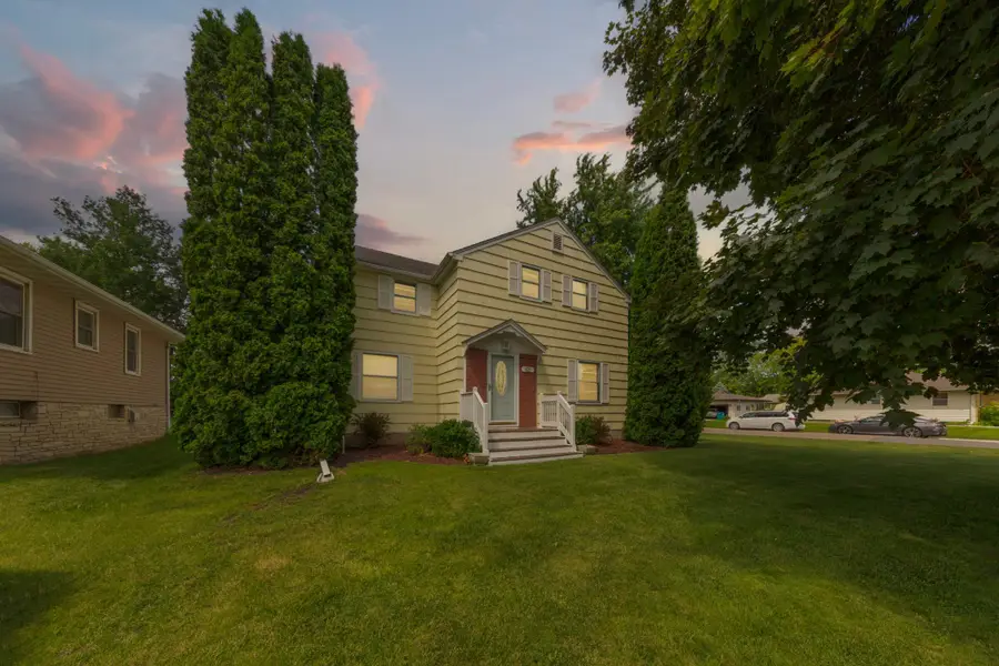 825 8th Avenue Ne, Waseca, MN 56093 - #3