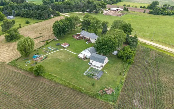 24854 Lewiston Boulevard, Hampton, MN 55031