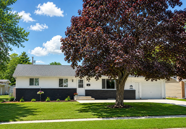 1803 Knight Avenue N, Glencoe, MN 55336