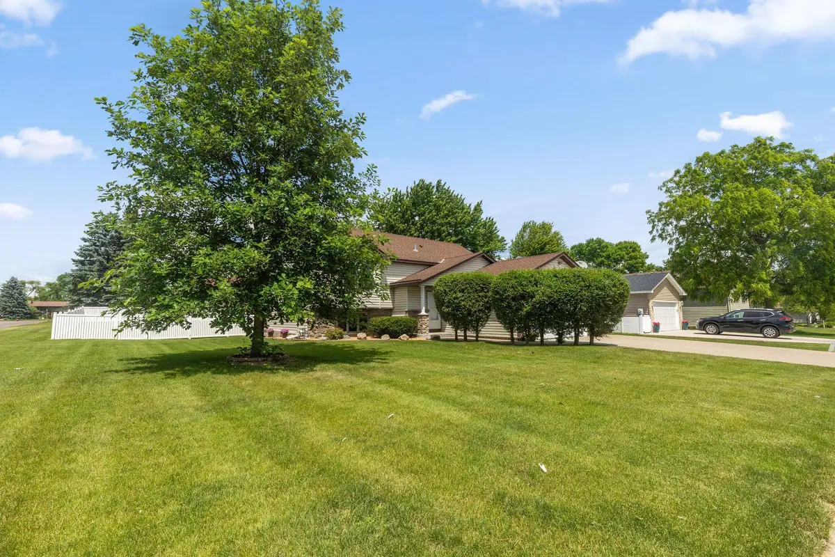 5809 126th Street W, Apple Valley, MN 55124 - #1