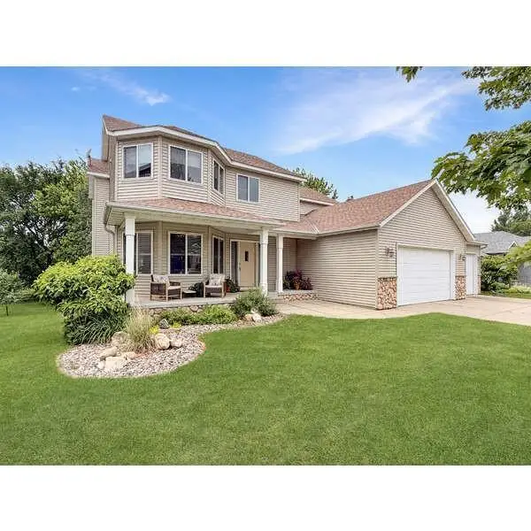 1815 Star Drive, Sauk Rapids, MN 56379