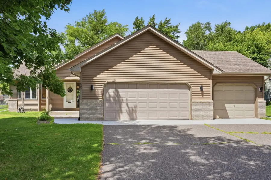 535 Hawthorn Road, Circle Pines, MN 55014 - #2