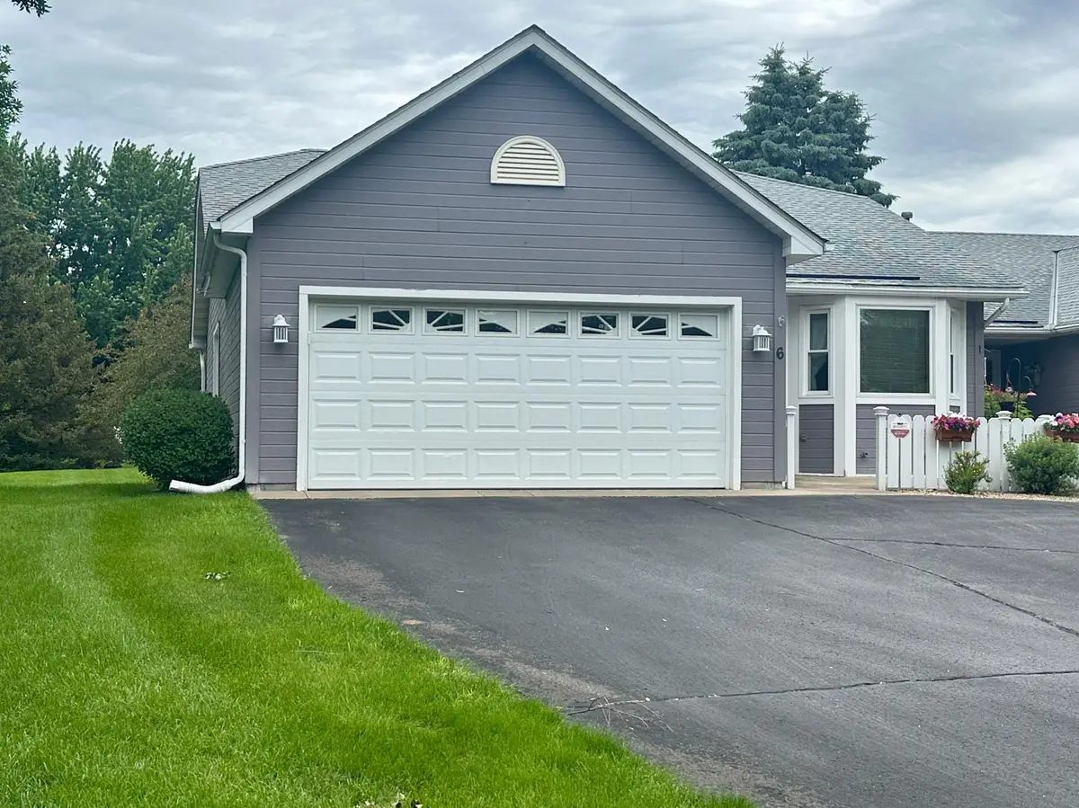 6 Oak Ridge Trail, Circle Pines, MN 55014 - #1