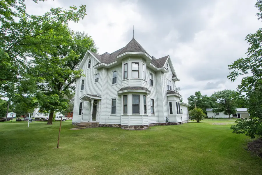 204 3rd Avenue E, Gary, MN 56545 - #2