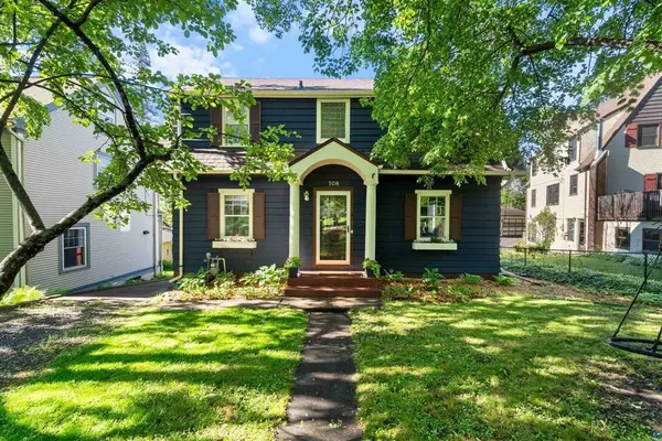 108 Greenwood Lane, Duluth, MN 55803