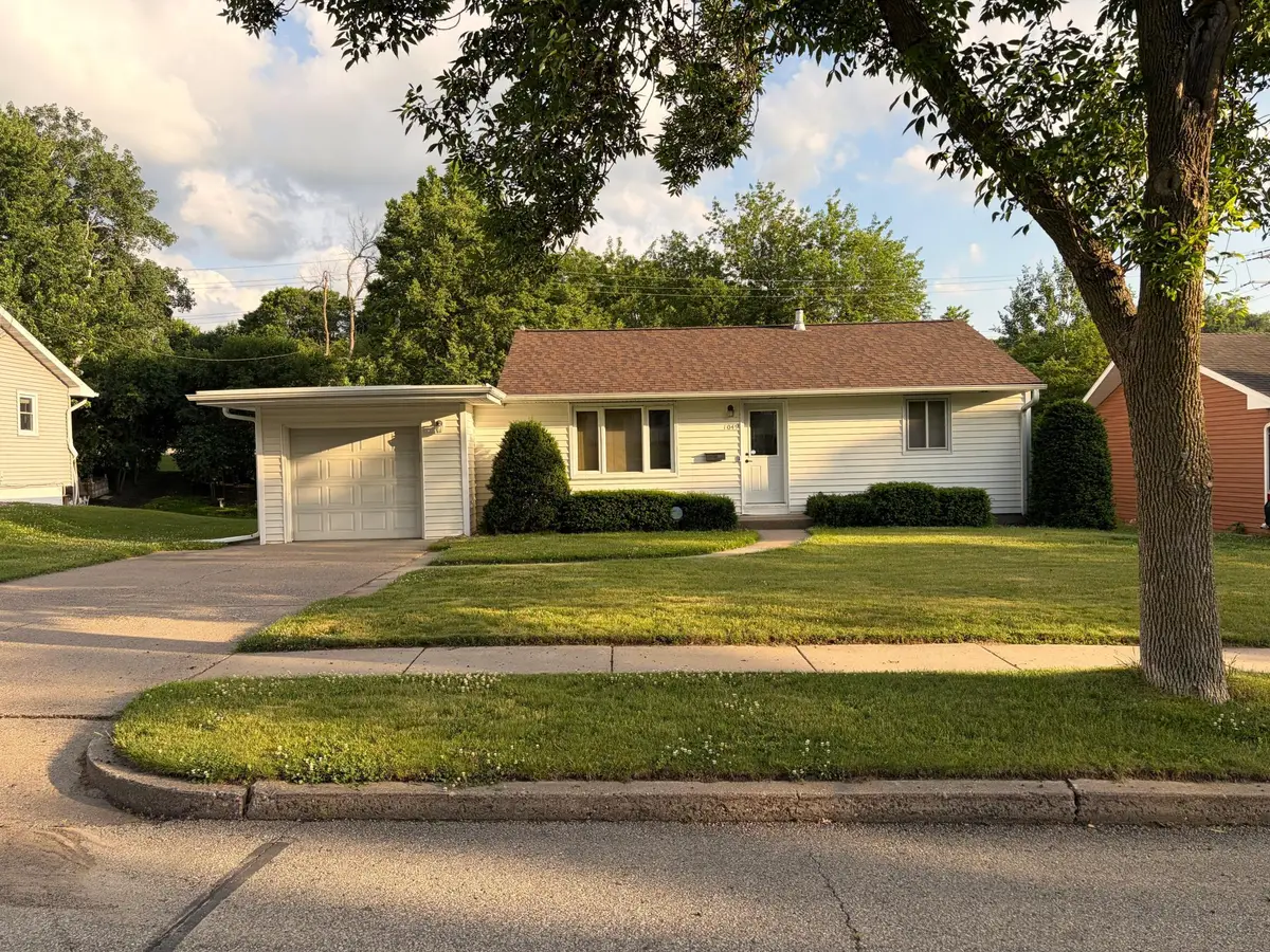 1049 Maple Street, Red Wing, MN 55066 - #1