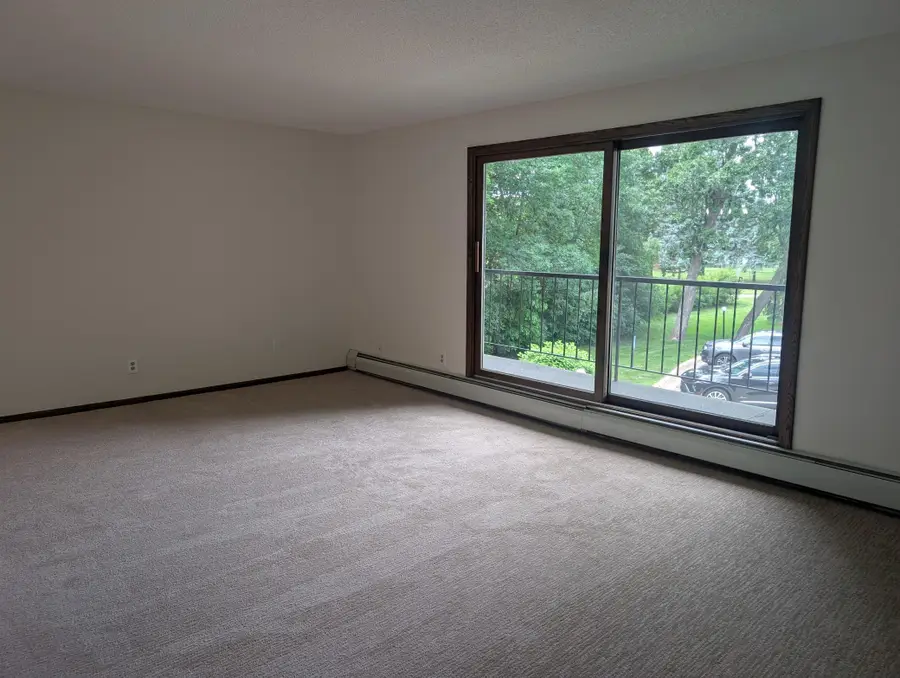260 Westview Drive #216, Saint Paul, MN 55118 - #3