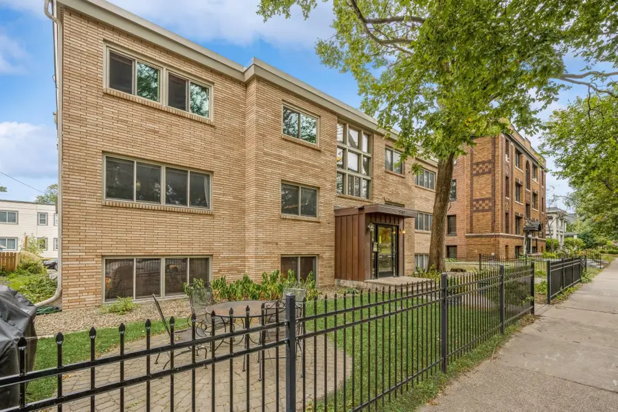 2507 Bryant Avenue S #1, Minneapolis, MN 55405 - #2