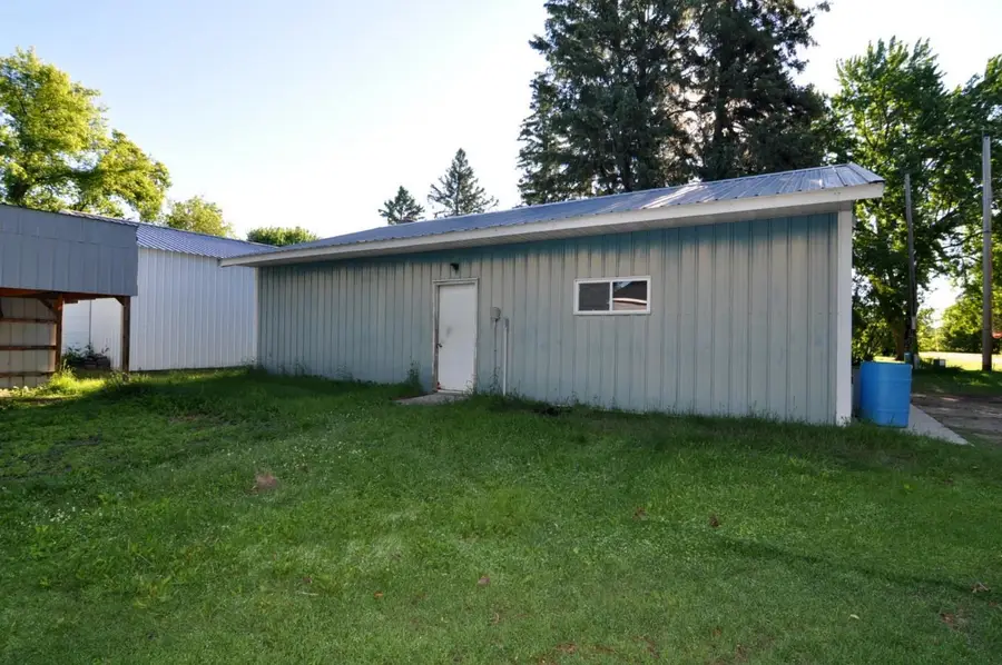 390 Pleasant Avenue Se, Akeley, MN 56433 - #3