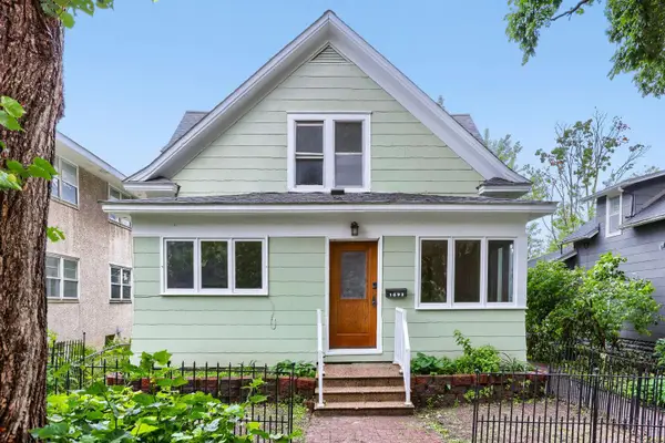 1092 25th Avenue Se, Minneapolis, MN 55414