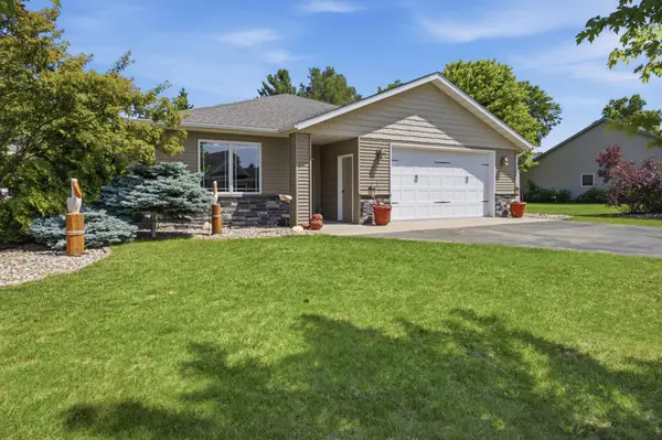 728 Lake Forest Circle, Detroit Lakes, MN 56501