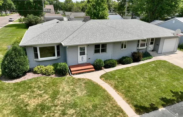 601 S 10th Street, Olivia, MN 56277