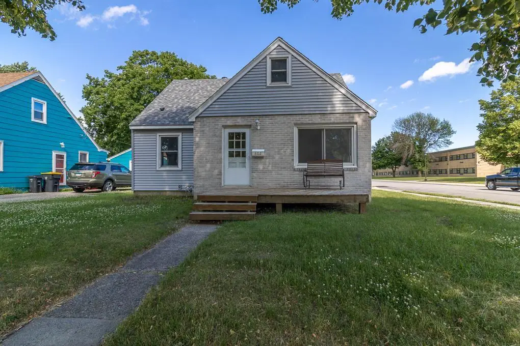 802 Center Street, North Mankato, MN 56003 - #1