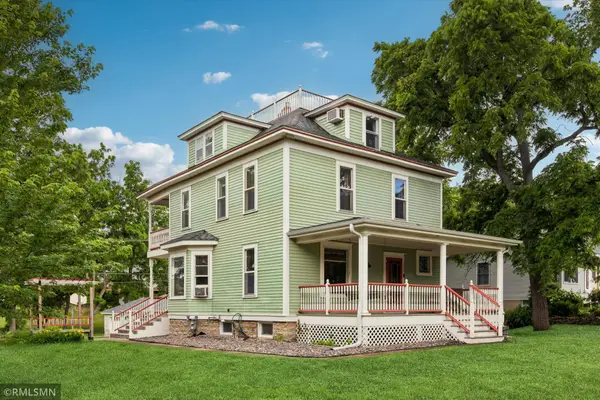 701 Hoffman Street W, Cannon Falls, MN 55009