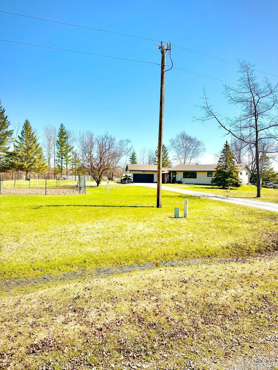 1421 Riverside Drive Nw, Baudette, MN 56623 - #2