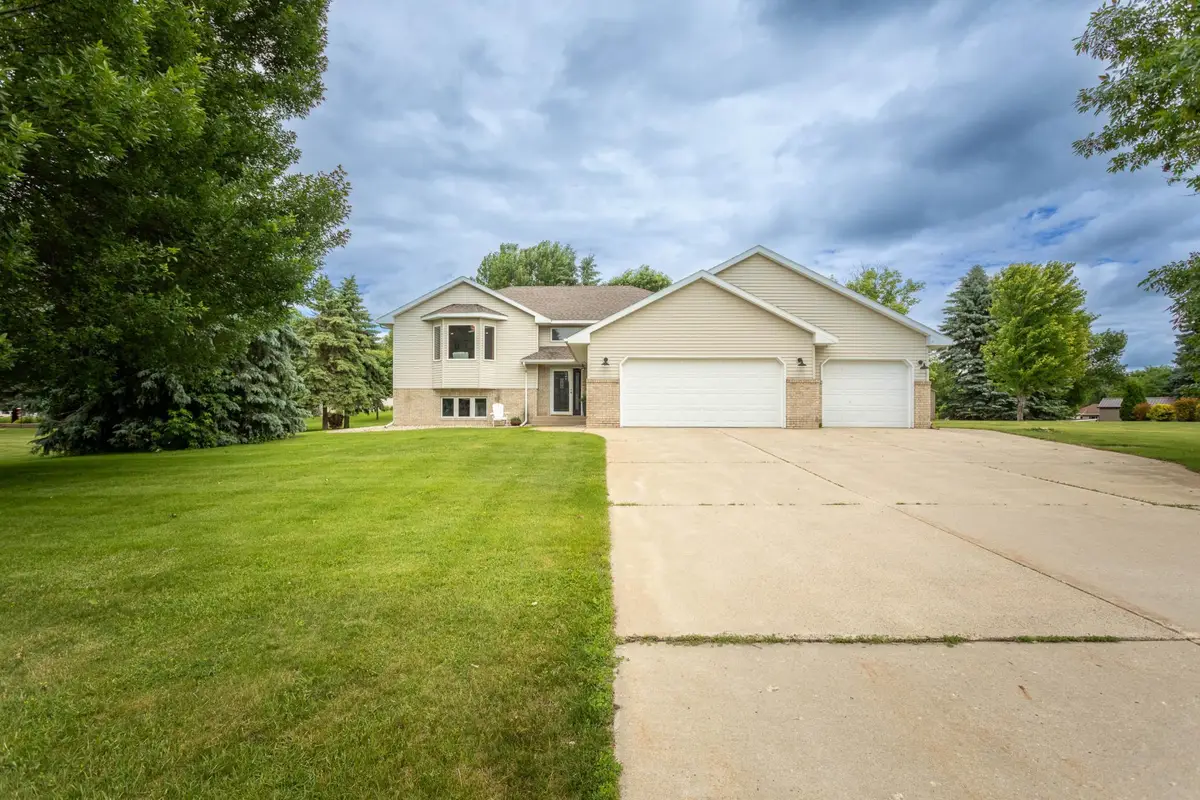 1316 Armstrong Road Nw, Alexandria, MN 56308 - #1