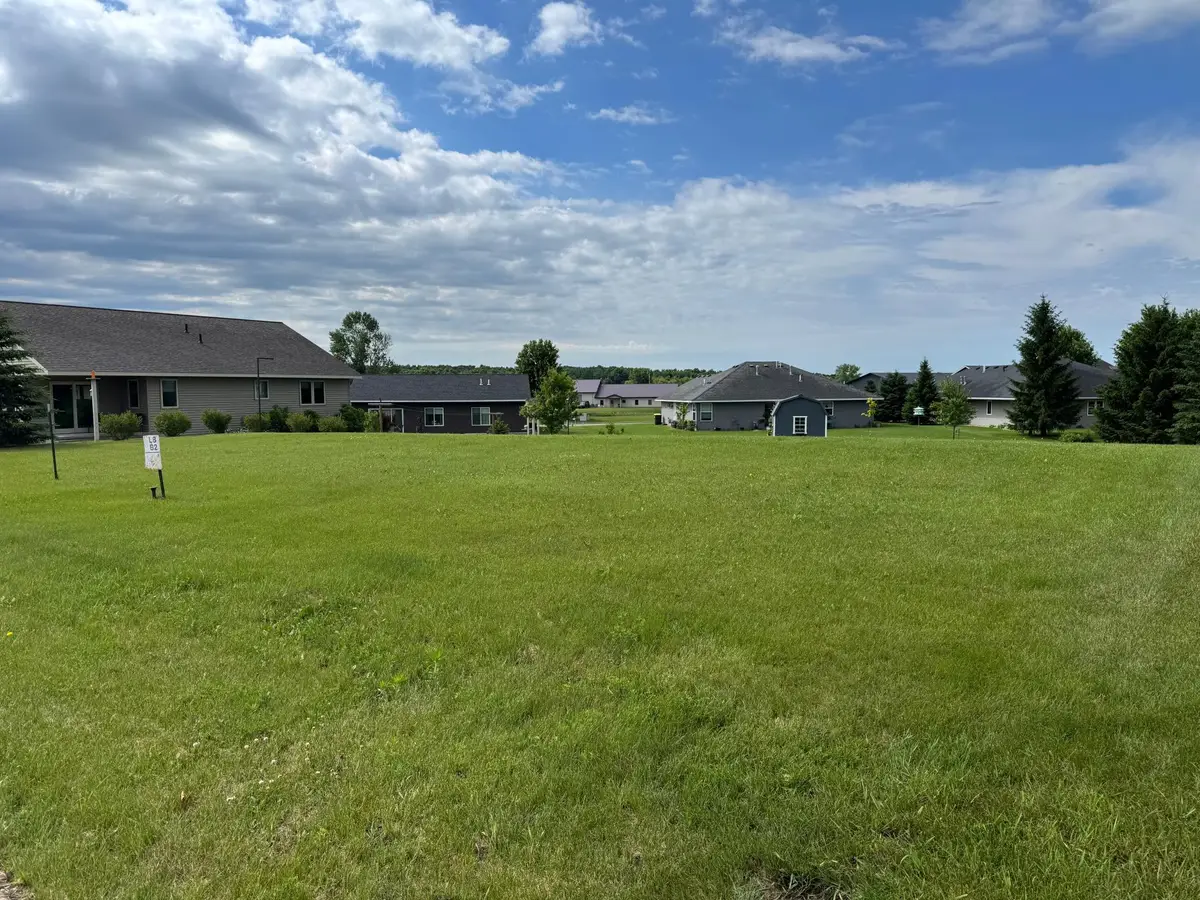 636 W River Drive, New London, MN 56273 - #1