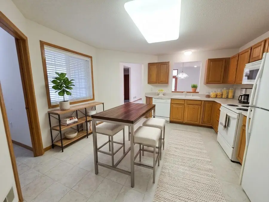 15714 Fjord Avenue, Apple Valley, MN 55124 - #3